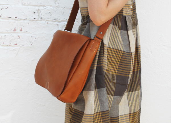 �{�v ���U�[�o�b�O �V�����_�[�o�b�O