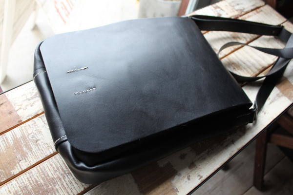 �{�v ���U�[�o�b�O �V�����_�[�o�b�O