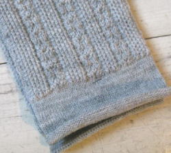 �h�i�`������