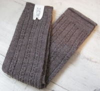 �h�i�`������