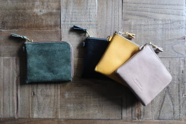 持ち運びしやすいミニウォレットの販売