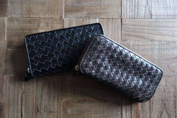 本革のメッシュデザインがお洒落な長財布の販売