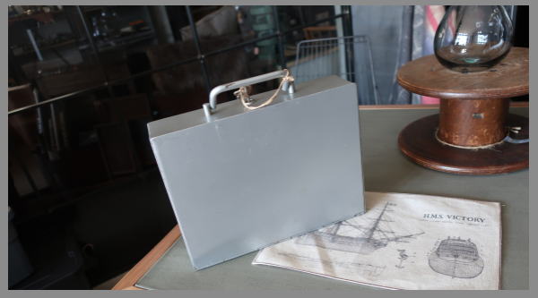 おしゃれディスプレイ フランス金庫