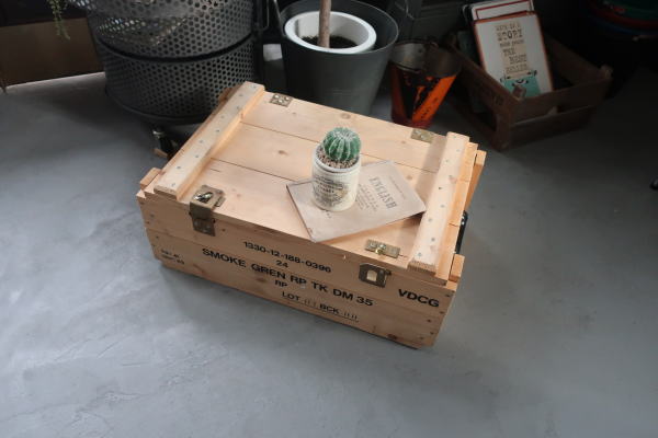 ドイツ輸入木箱