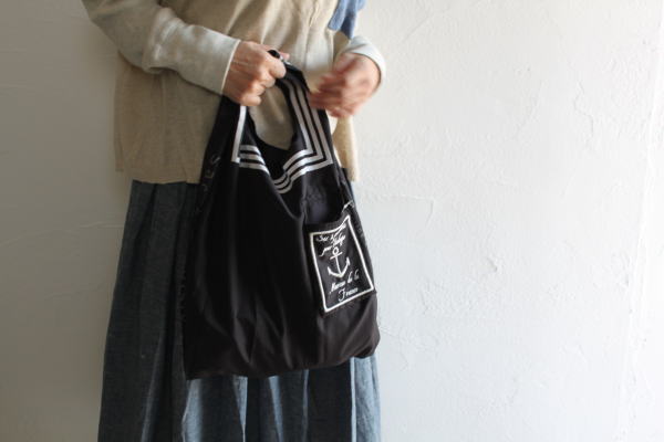 �i�`������ �G�R �o�b�N