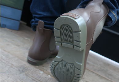 ���C�� ���C���u�[�c�@�S�A