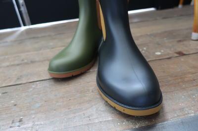 ���C�� ���C���u�[�c�@�S�A