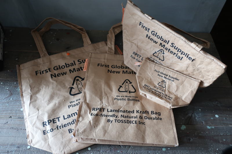 ���T�C�N�� �y�b�g�{�g���@�o�b�O �؁[�p�[�o�b�N