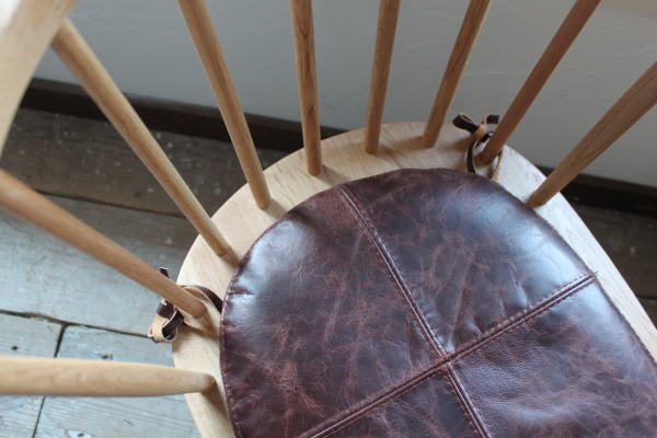 �{�v ���U�[ �N�b�V����