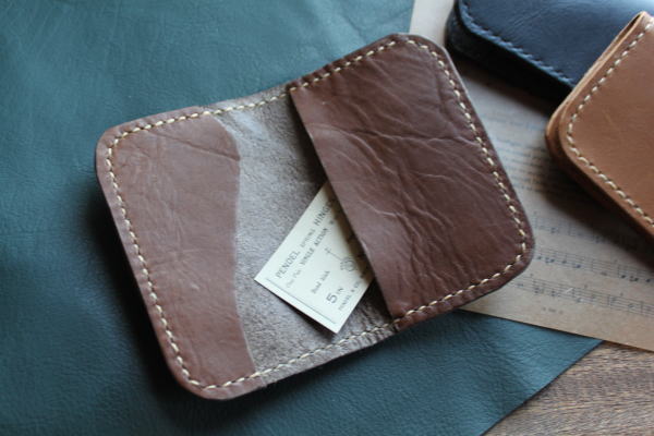 �{�v ���U�[ �J�[�h�P�[�X