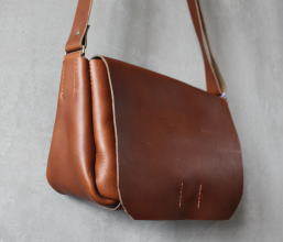 レザー バッグ 本革