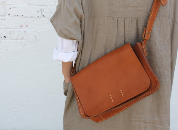 ���U�[ �o�b�O �{�v