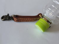 ���U�[ �y�b�g�{�g�� �z���_�[