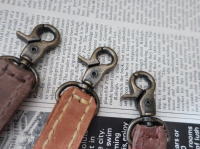 ���U�[ �y�b�g�{�g�� �z���_�[