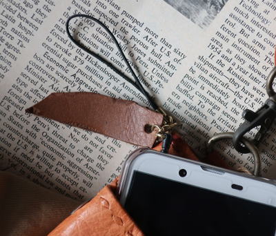 ���U�[ �L�[�z���_�[ �^�O